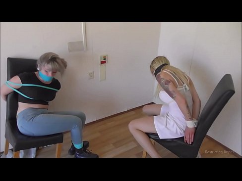 ❤️ Függő / Megkötözve és betömve / Szűzlány a bajban ❤️ Porno vk at hu.hentaisun.ru ❌️